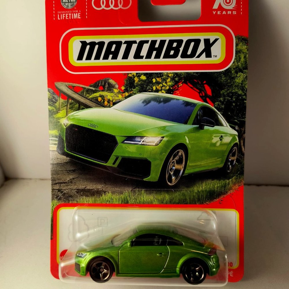 B21 Matchbox Audi TT RS Coupe with shipping protector